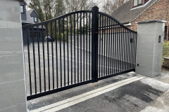0127 Electric Double Driveway Gates